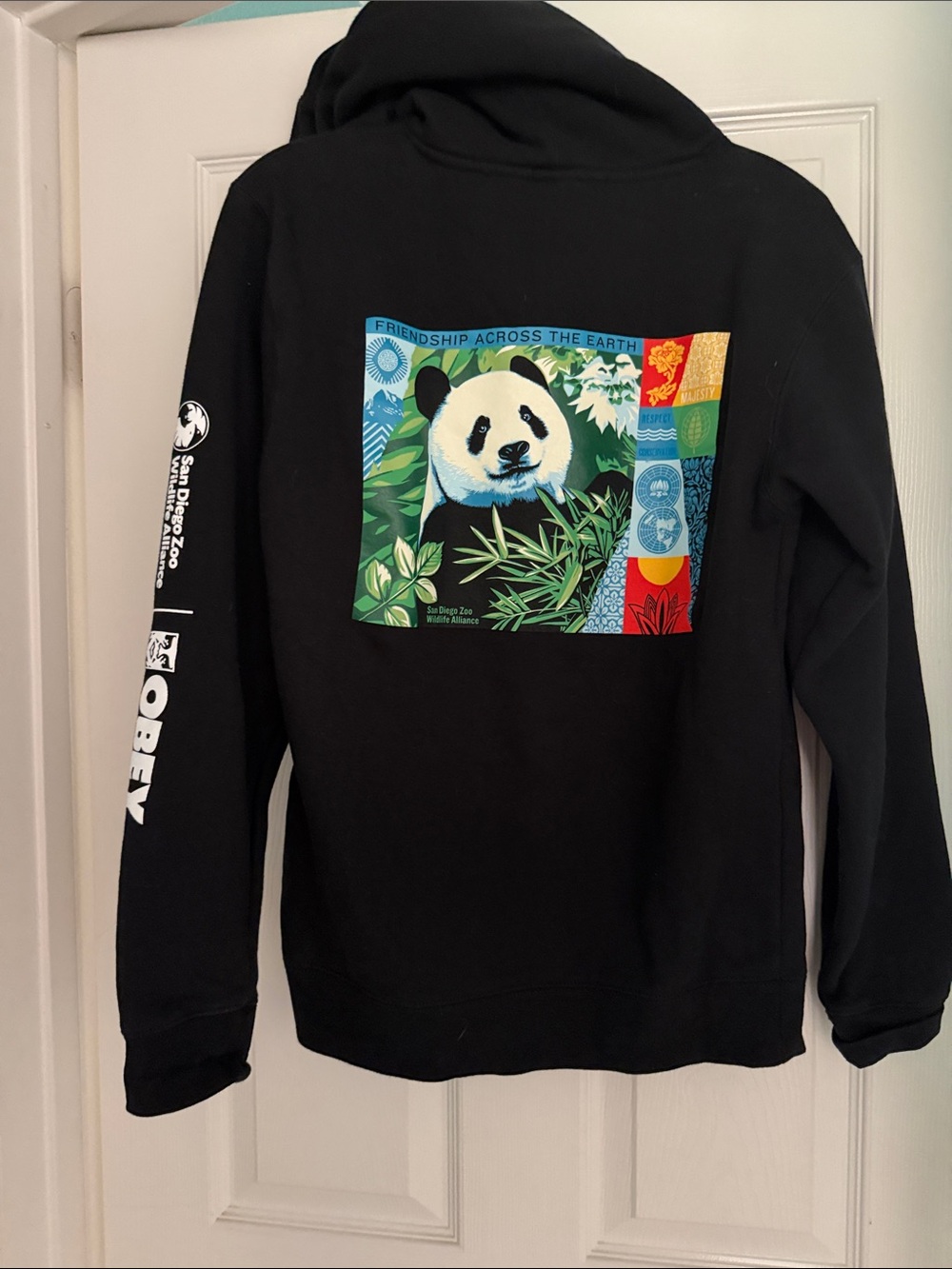San Diego Zoo Black Hoodie Sweater - Classic Pullover - Picture 3 of 4